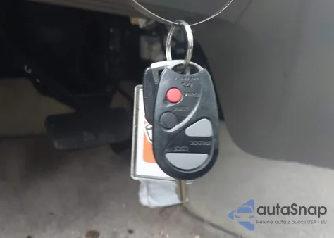 2000 Infiniti I30 Luxury/Touring z USA, uszkodzony, nr VIN JNKCA31A1YT117842